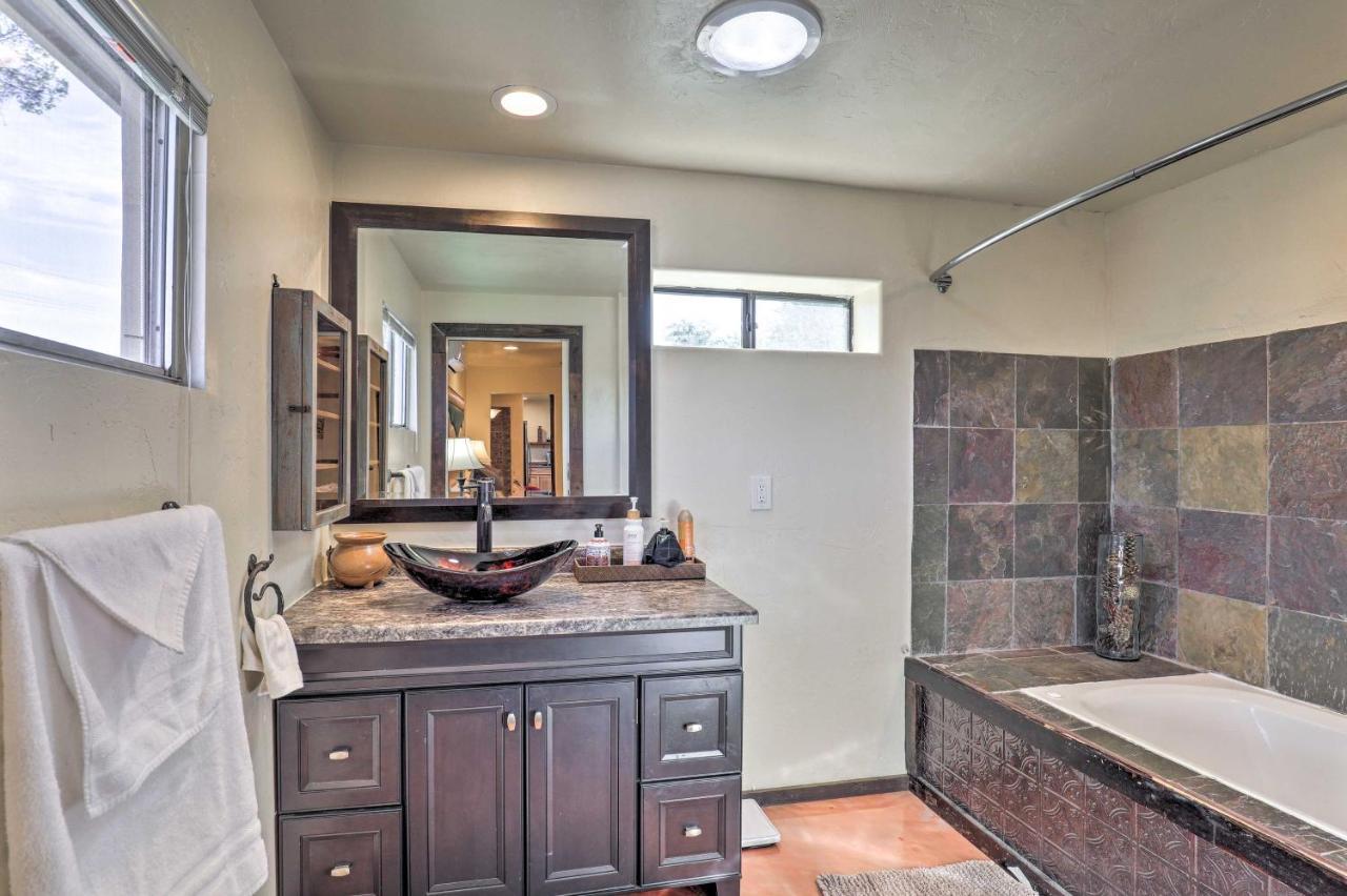 Вілла Pet-Friendly Tucson Casita Shared Hot Tub And Porch Екстер'єр фото